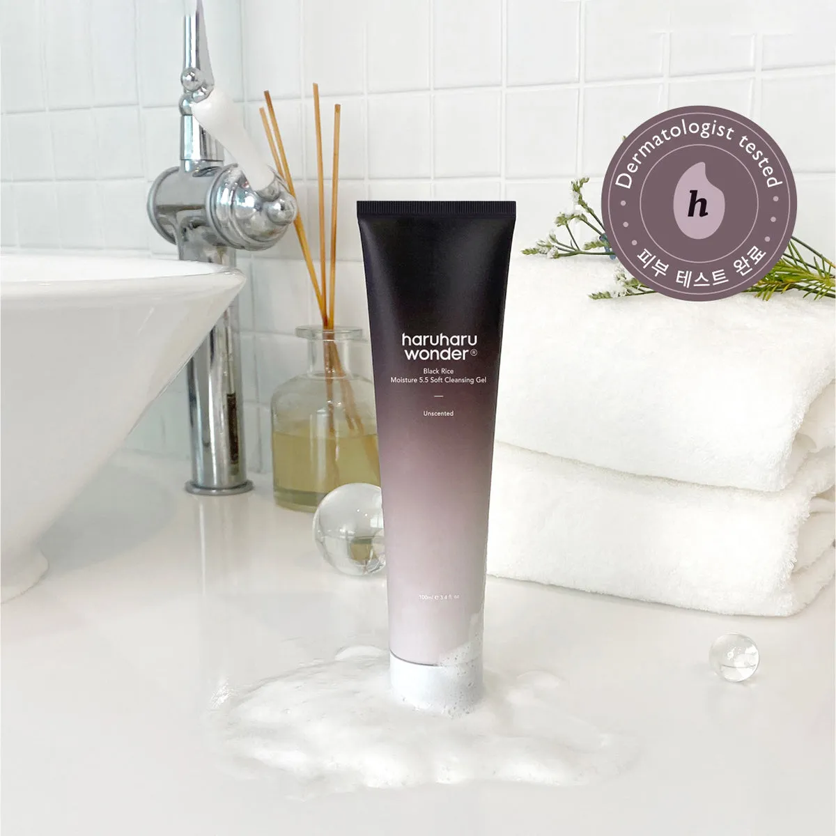 Black Rice Moisture 5.5 Soft Cleansing Gel