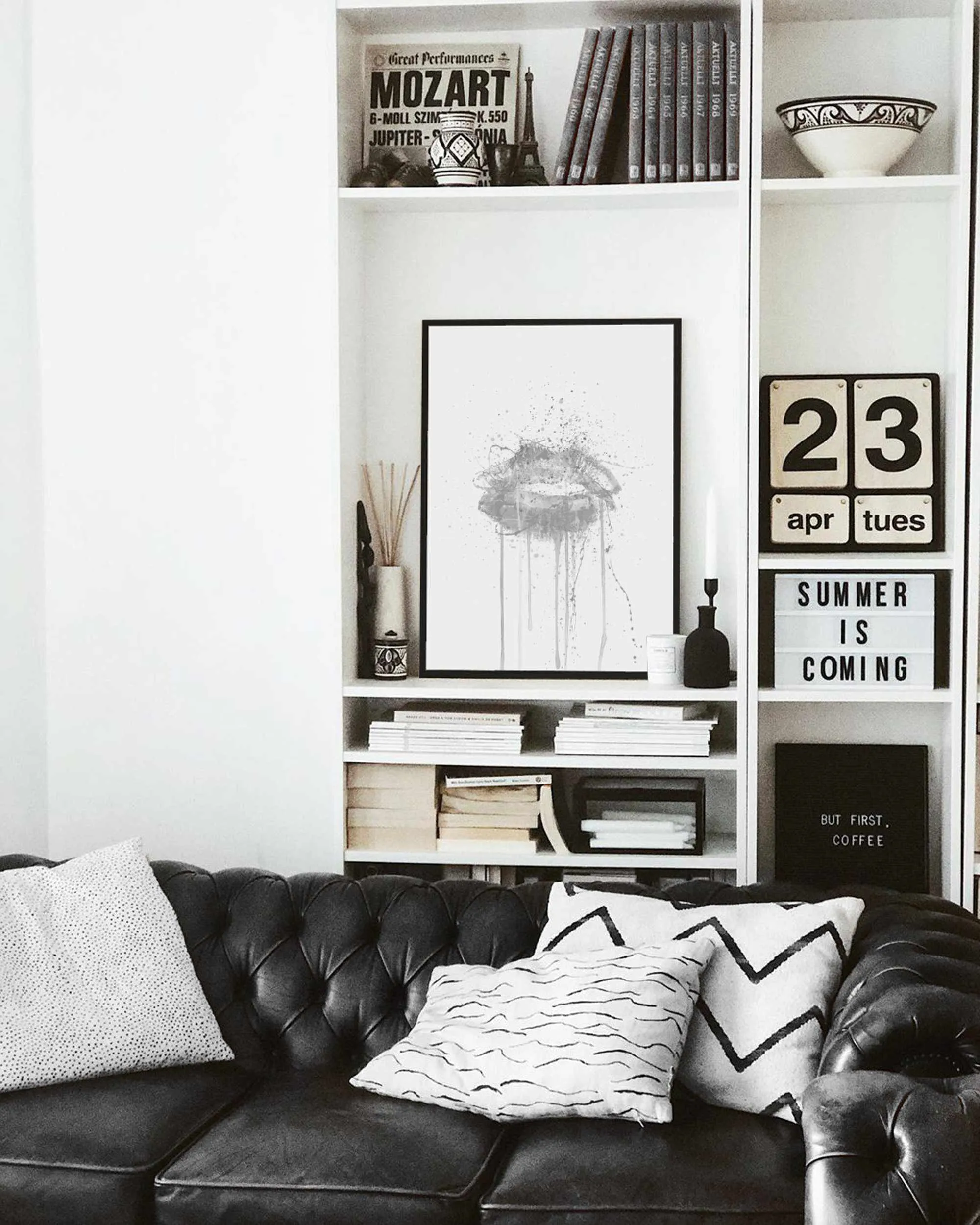 Kinda Sexy' Lips Wall Art Print (Grey Edition)