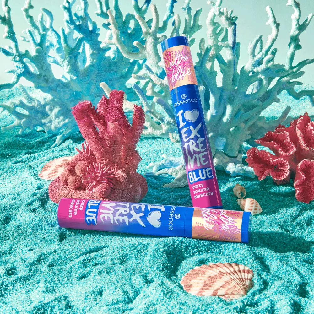 live LIFE in CORAL I LOVE EXTREME BLUE crazy volume mascara