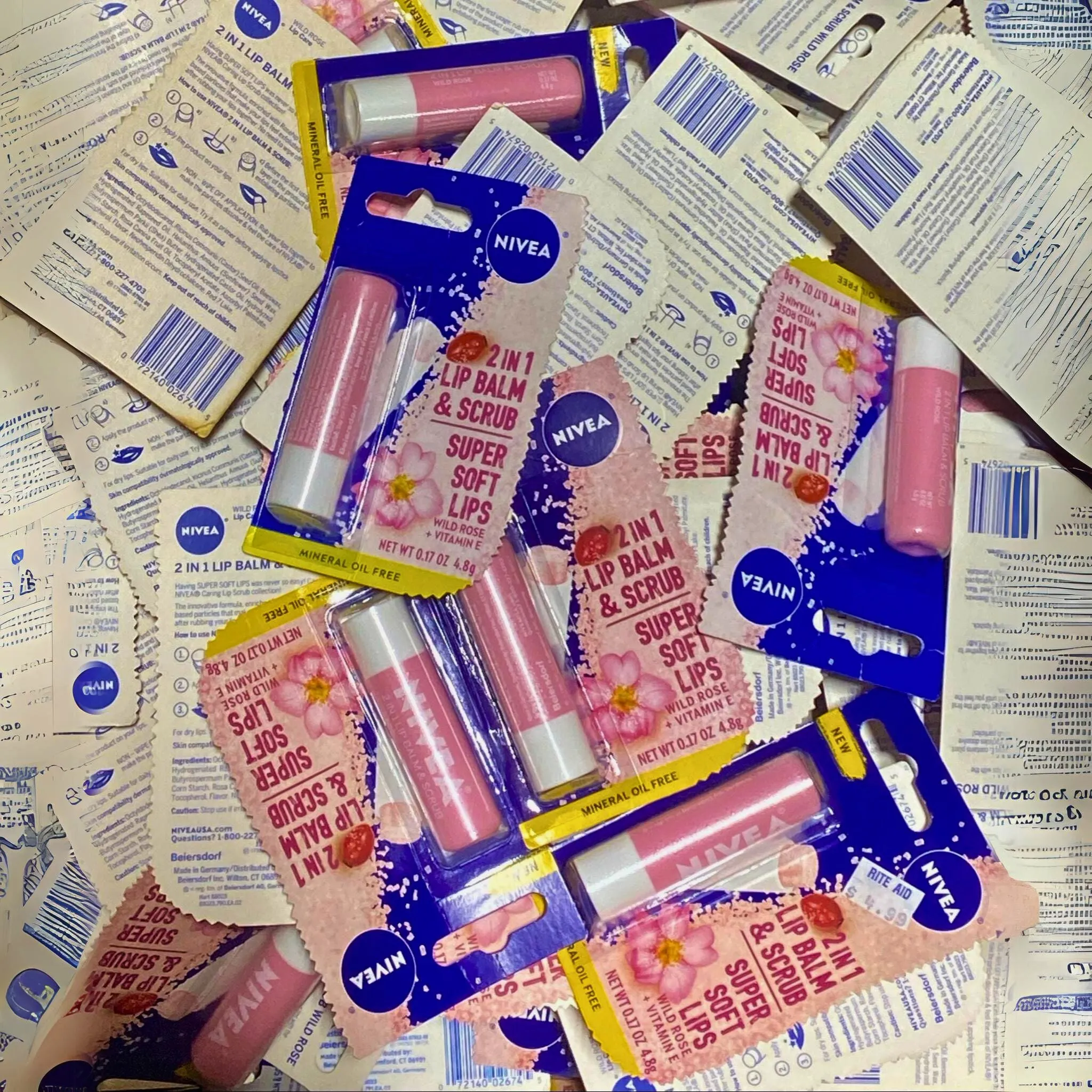 Nivea 2  in 1 Lip Balm & Scrub Super soft lips Wild Rose   Vitamin E 0.17 OZ (50 Pcs Lot)