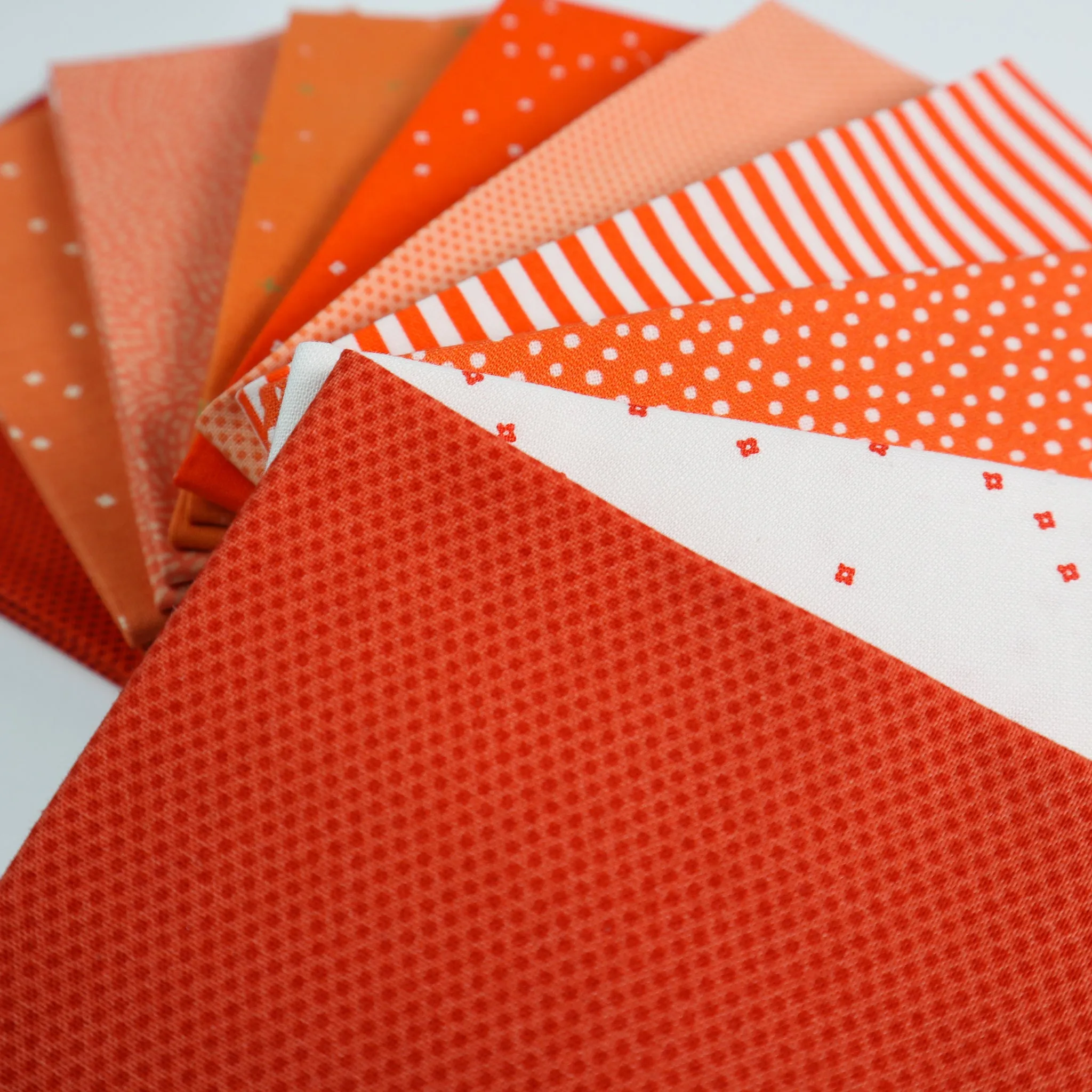 Orange (10) Piece Fat Quarter Bundle